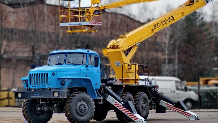 Автовышка СПб аренда